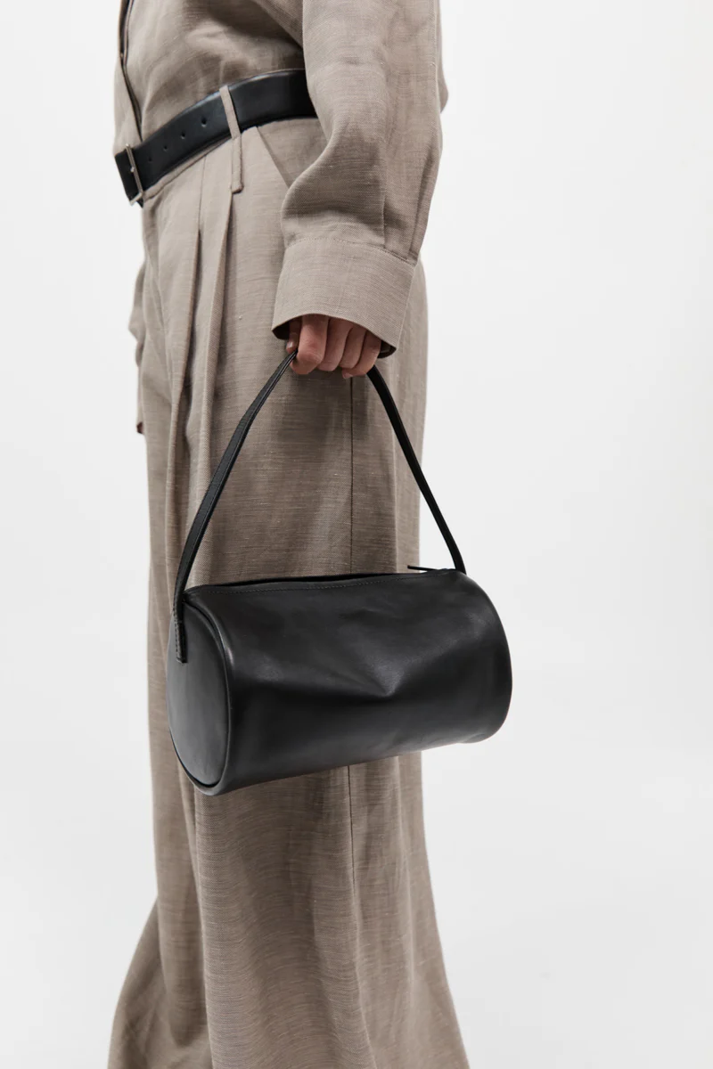 PRE-ORDER: Connolo Shoulder Bag - Black - Image 6