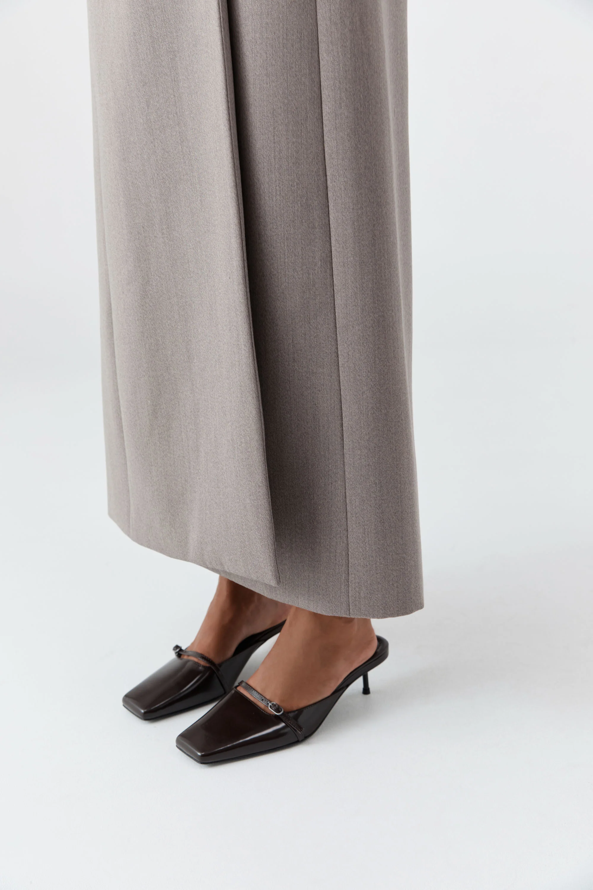 Plié Heel - Coffee - Image 6