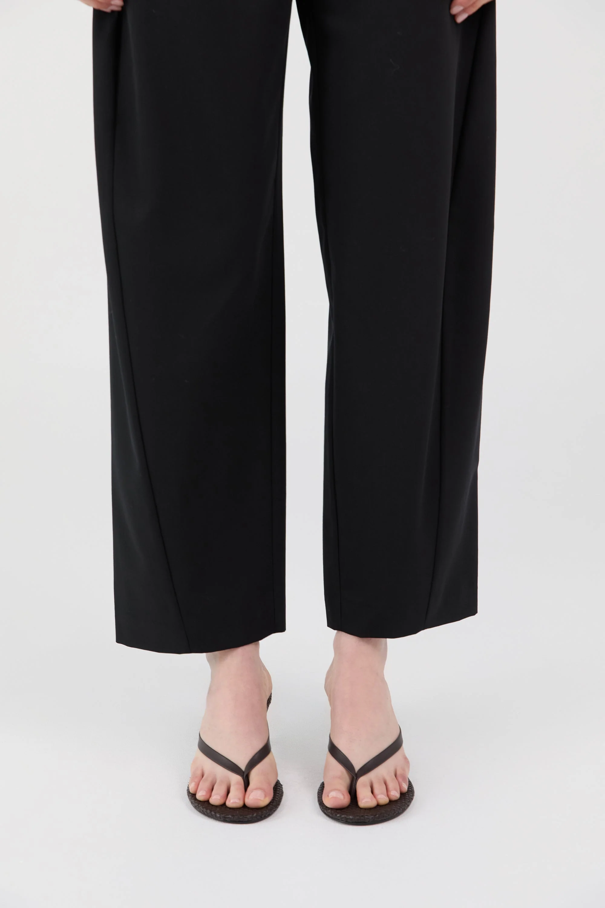 Woven Thong Heel - Coffee - Image 3